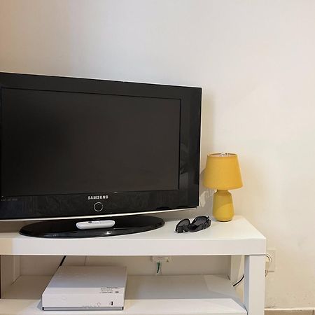 Studio Equipe Confort Proche De Toutes Commodites La Seyne-sur-Mer Luaran gambar