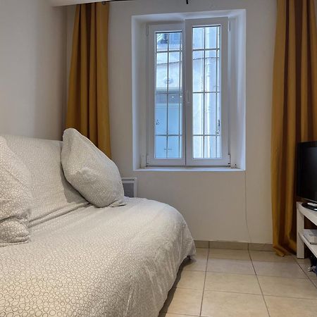 Studio Equipe Confort Proche De Toutes Commodites La Seyne-sur-Mer Luaran gambar