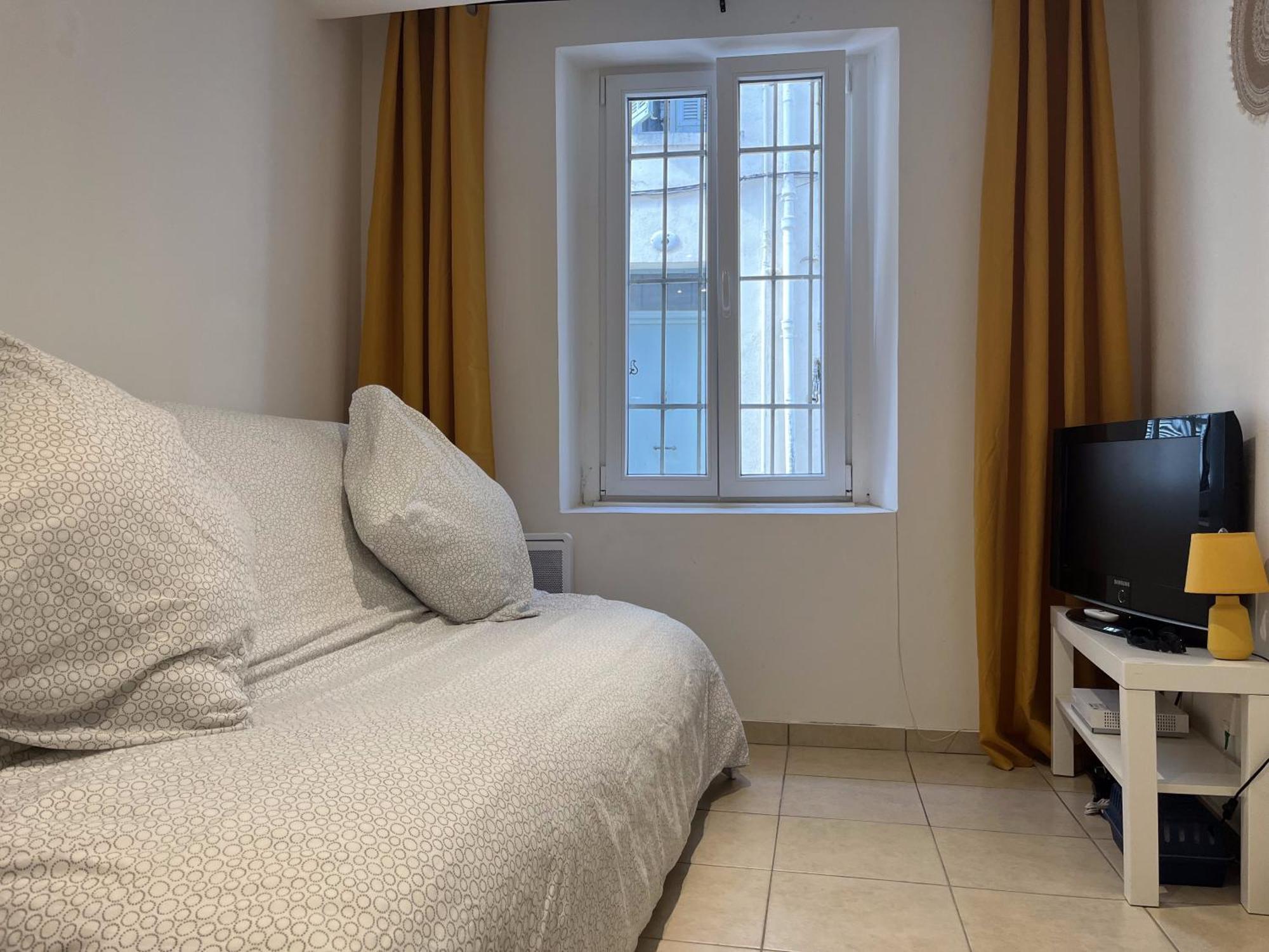 Studio Equipe Confort Proche De Toutes Commodites La Seyne-sur-Mer Luaran gambar